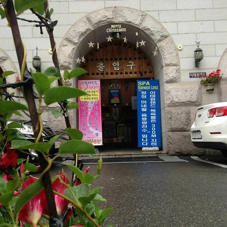 Itaewon Land Spa & Guesthouse Сеул Экстерьер фото