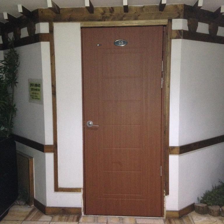 Itaewon Land Spa & Guesthouse Сеул Номер фото
